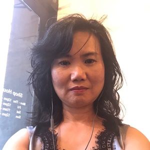 Meet your Posher, Yvette